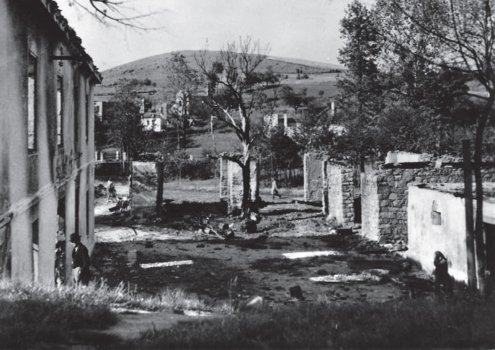 Kaple pro nacisty vypálenou obec Ležáky