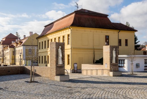 Návrh výtvarného díla připomínajícího sv. Cyrila a sv. Metoděje