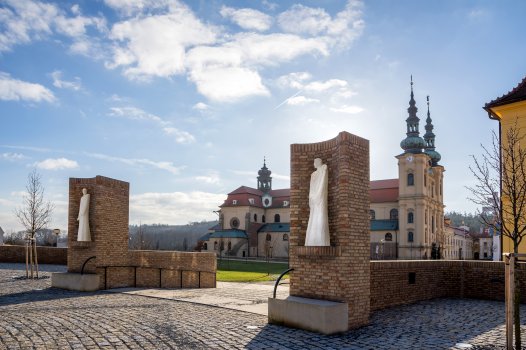 Návrh výtvarného díla připomínajícího sv. Cyrila a sv. Metoděje